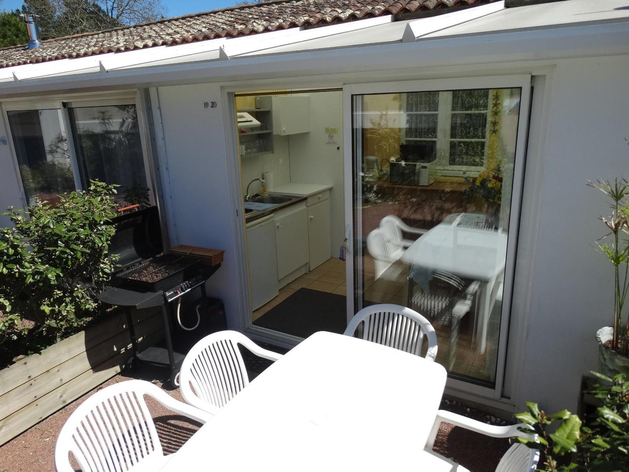 Residence Fleur Des Pins - Gites & Chambres D'Hotes Saint-Georges-d'Oleron Rom bilde
